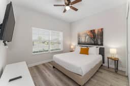 Townhome with pool at Storey Lake - Image 5