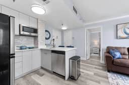 Exclusive Second-Floor Apartment - Image 5