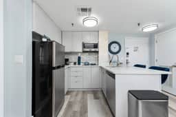 Exclusive Second-Floor Apartment - Image 4