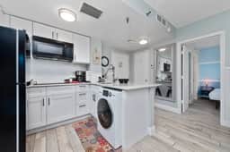 Exclusive Apartment near Universal & Inter. Drive - Image 3