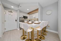 Comfortable 2BR | Near Universal Studios - Image 3
