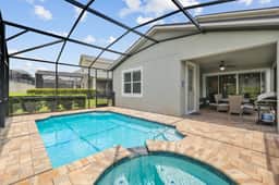 Spacious 5BR | Private Pool | Prime Location - Image 2