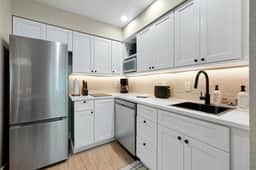1BR apartment near Disney and universal parks - Image 2