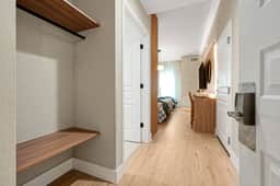 1BR studio near Disney with 2 queen beds - Image 2