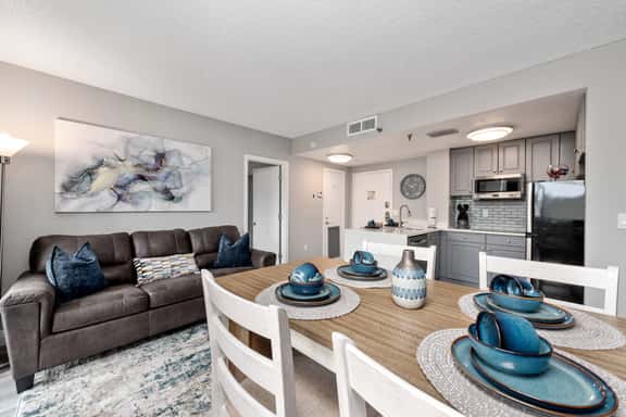 Apartment with Volcano Bay view - Image 1