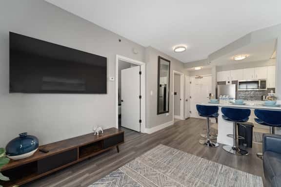 Cozy Orlando Getaway with Pool Access - Image 1