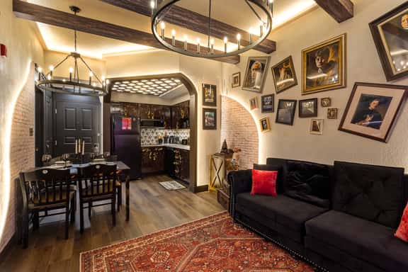 Apartment w/ 4 Beds | Near I-Drive - Image 1