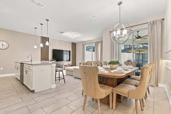 Private Pool 4BR townhome - Image 1