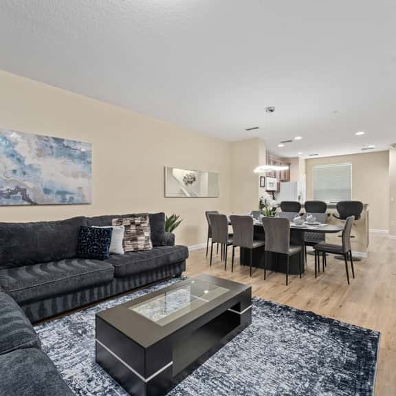 3 Suites Near Universal, Resort, Int'l Drive - Image 1