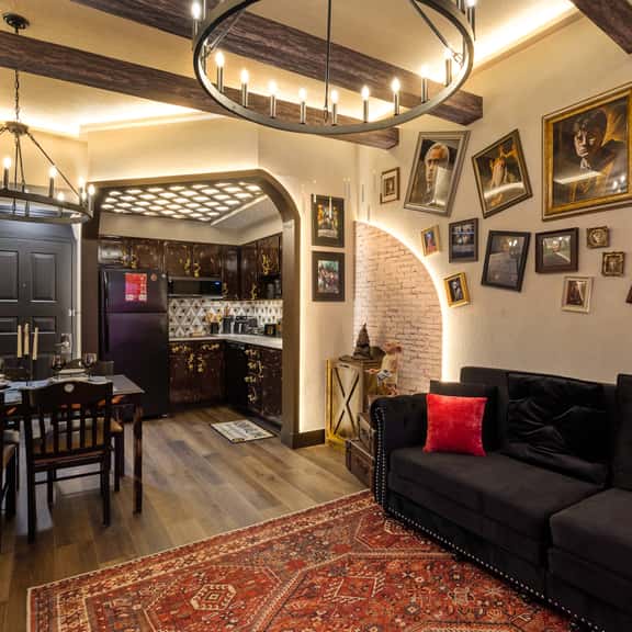 Apartment w/ 4 Beds | Near I-Drive - Image 1