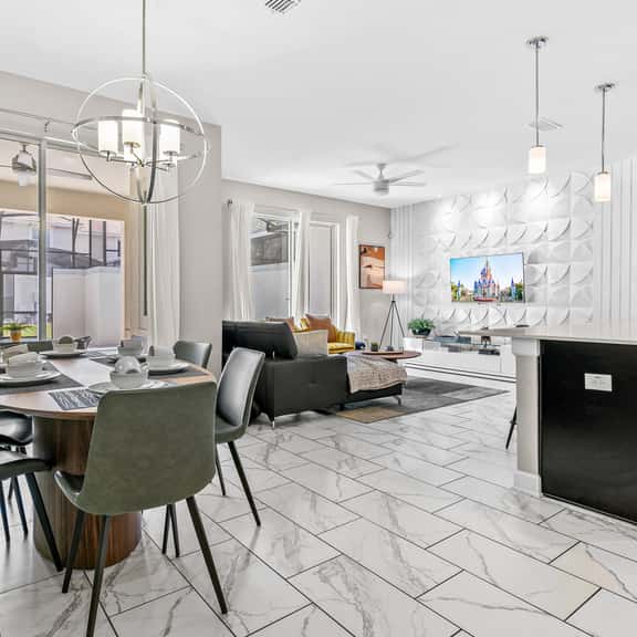Private Pool | 4BR Home in Orlando - Image 1