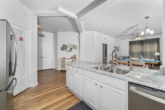 Apartment at Vista Cay Resort - Image 5