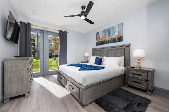 Prime Location | 3 Suites Townhome Near Universal - Image 4