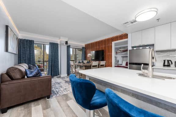 Exclusive Second-Floor Apartment - Image 2