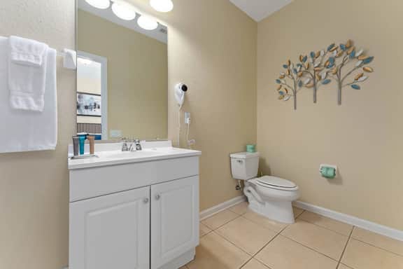 Luxury 3-Suite Townhome, Resort Near Universal - Image 5