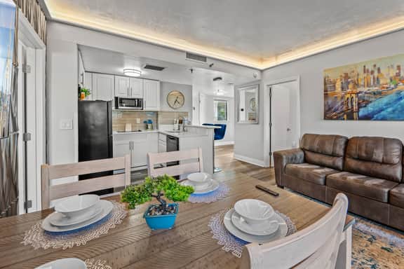 Exclusive Ground floor Apartment with Balcony - Image 4
