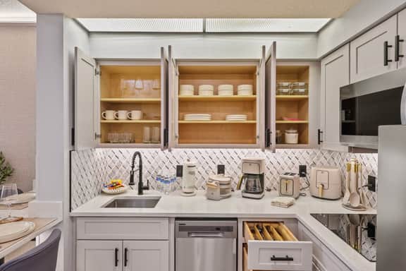 Cozy 1BR near Universal & International Drive - Image 3