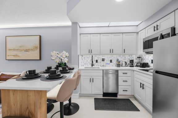 Cozy 1BR near Universal & International Drive - Image 2