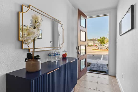 4BD Townhouse with BBQ next to the club house - Image 2