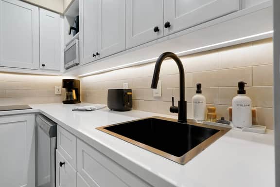 1BR apartment near Disney and universal parks - Image 4