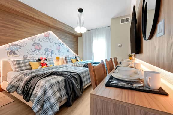 1BR studio near Disney with 2 queen beds - Image 3