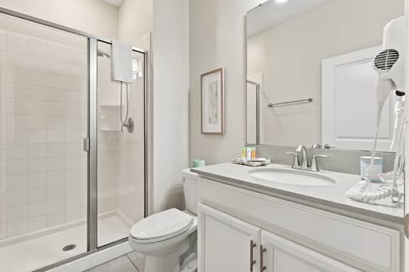 Private Pool 4BR townhome - Image 3