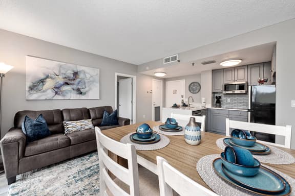 Apartment with Volcano Bay view - Image 1