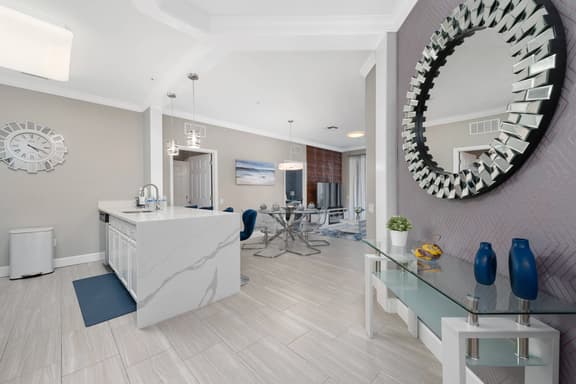 Orlando Resort: 3BD and electric fireplace - Image 1