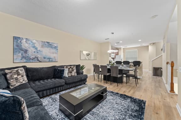 Luxury 3-Suite Townhome, Resort Near Universal - Image 1