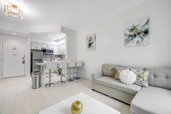 2 Queen Beds | Close to Disney & I-Drive - Image 1