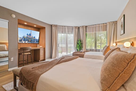 Spacious Studio near Universal & ICON Park - Image 1